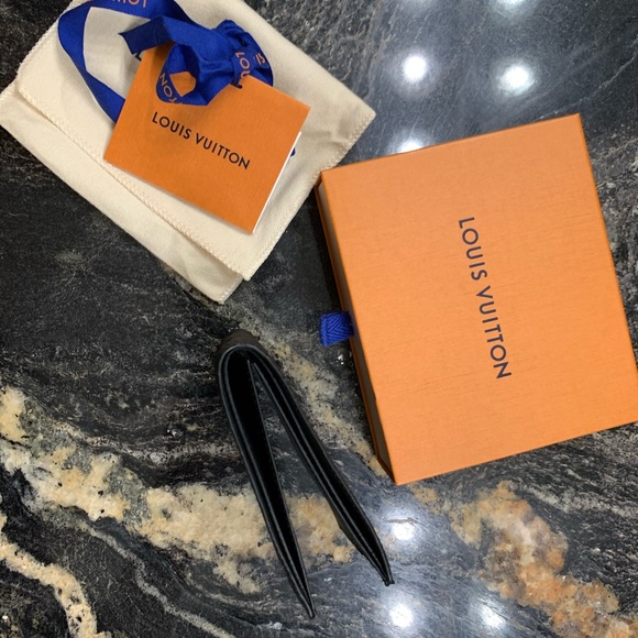 🌟SOLD🌟Louis Vuitton AUTHENTIC Slender Walllet - Picture 13 of 15